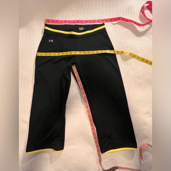 Under Armour All Seasons Gear Capri workout yoga pants M - Picture 9 of 11